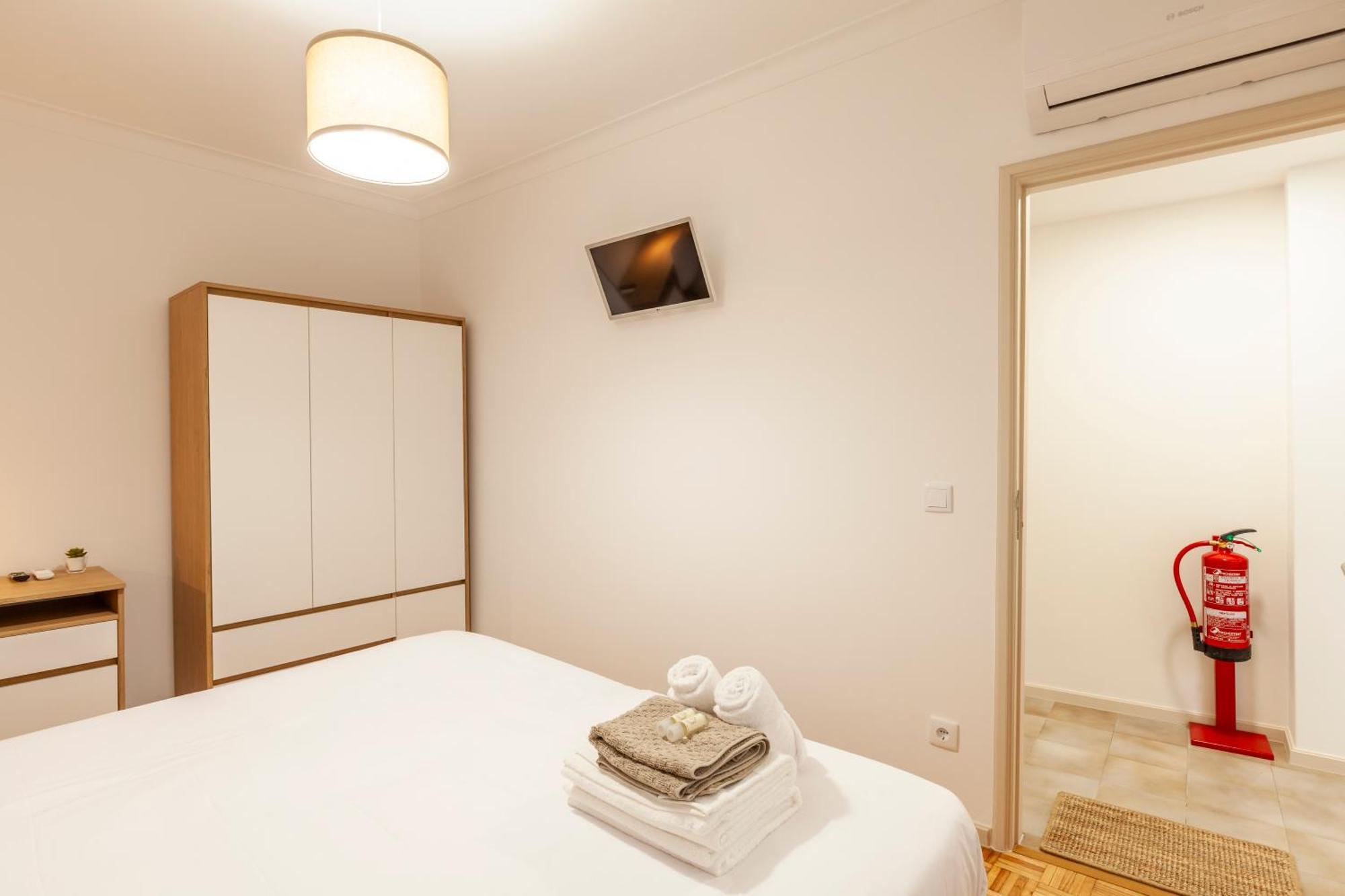Rooms4You 2 In Historic Center Of Braga Exterior photo
